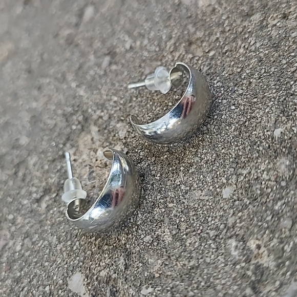 2 for $14! Silver Hoop Earrings NWOT - Picture 4 of 4